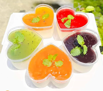 MÁT LẠMÁT LẠNH, NGỌT DỊU, “TAN CHẢY” VỊ GIÁC: KHÁM PHÁ THẾ GIỚI TRÁNG MIỆNG BEST-SELLER NHÀ QUỲNH LÌNHNH, NGỌT DỊU, “TAN CHẢY” VỊ GIÁC: KHÁM PHÁ THẾ GIỚI TRÁNG MIỆNG BEST-SELLER NHÀ QUỲNH LÌNH